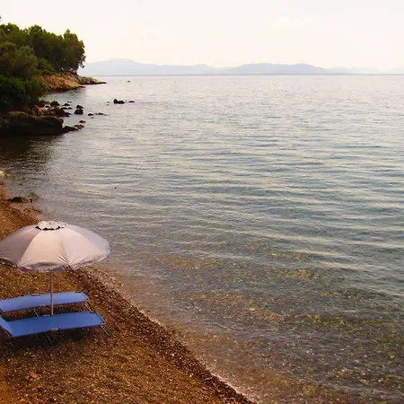 Christie's Ground Floor By The Sea * Κάτω Γατζέα