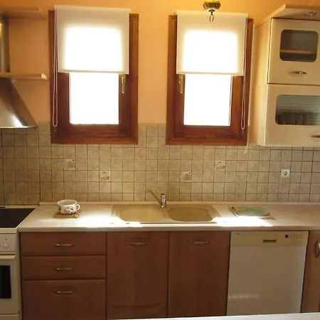 Dom wakacyjny Christie's Ground Floor By The Sea