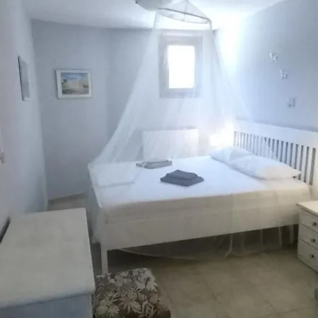 Christie's Ground Floor By The Sea Dom wakacyjny