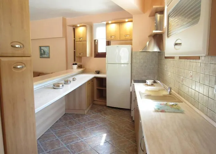 Christie's Ground Floor By The Sea Holiday home *