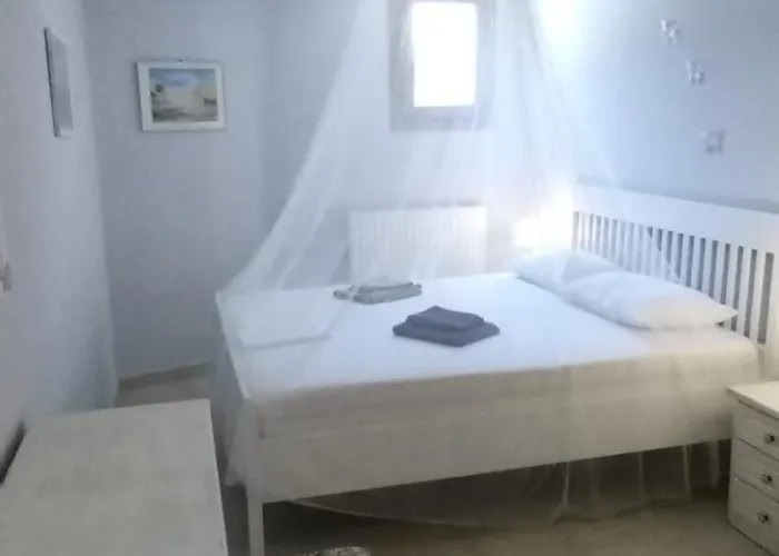 Christie's Ground Floor By The Sea Holiday home